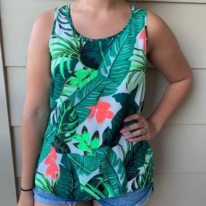 NWOT Express Leaf Print Tank